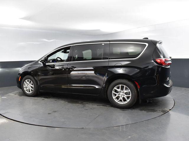 new 2026 Chrysler Pacifica car, priced at $44,363