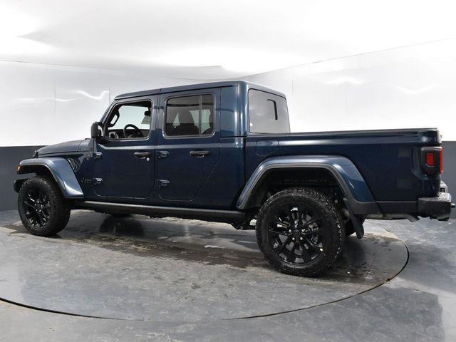 new 2025 Jeep Gladiator car, priced at $43,120