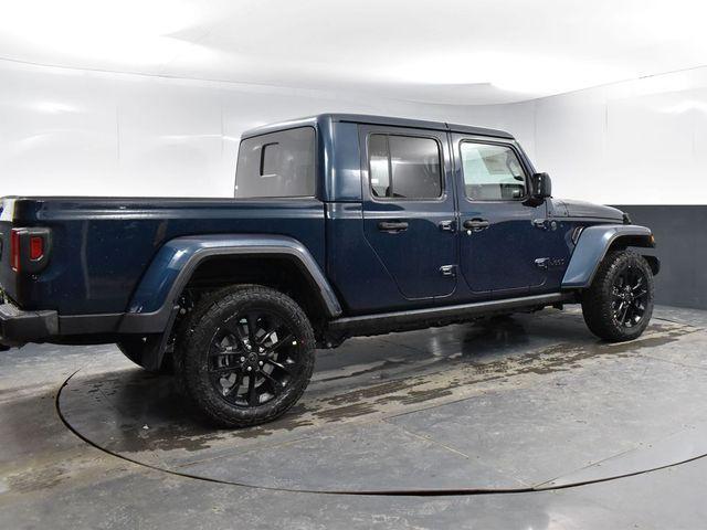 new 2025 Jeep Gladiator car, priced at $43,120