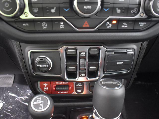 new 2025 Jeep Gladiator car, priced at $54,093