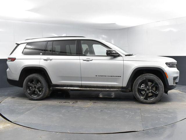 new 2025 Jeep Grand Cherokee L car, priced at $51,500