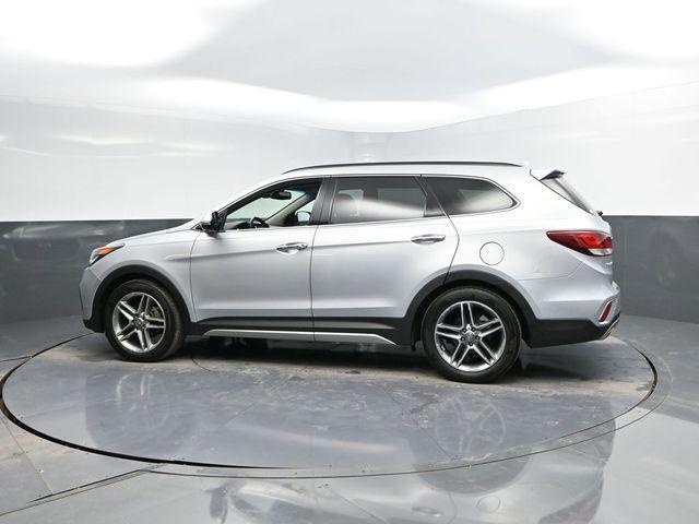 used 2018 Hyundai Santa Fe car, priced at $18,697