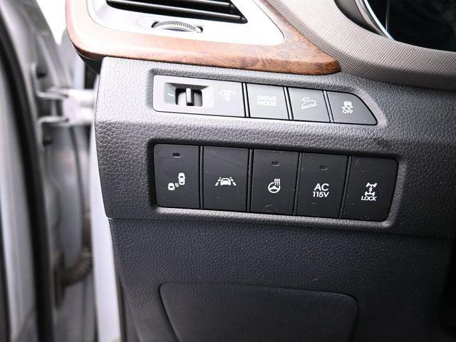 used 2018 Hyundai Santa Fe car, priced at $18,697