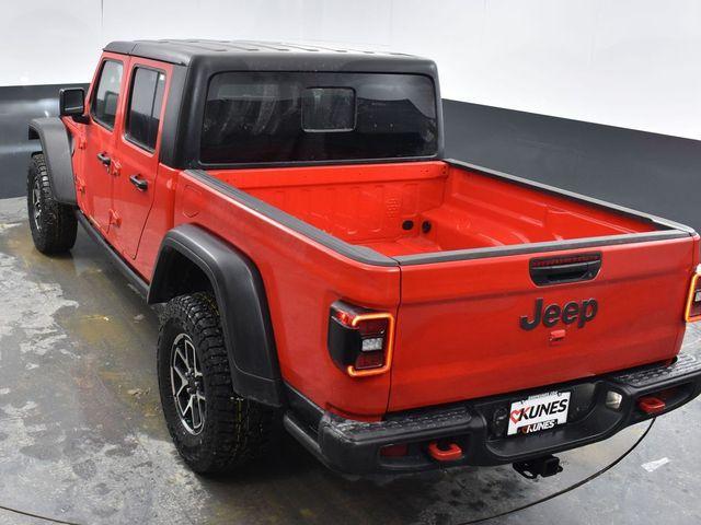 new 2024 Jeep Gladiator car, priced at $55,450