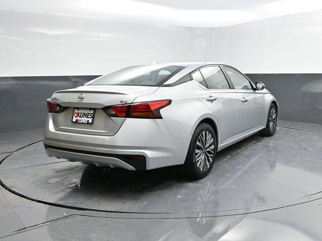 used 2023 Nissan Altima car, priced at $21,999