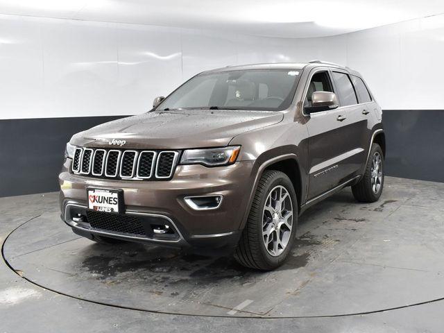 used 2018 Jeep Grand Cherokee car, priced at $17,737