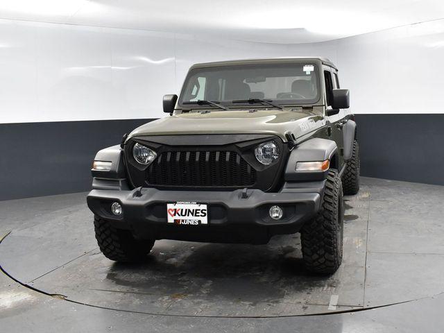 used 2021 Jeep Gladiator car, priced at $29,000
