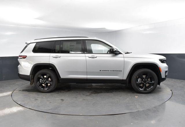 new 2025 Jeep Grand Cherokee L car, priced at $46,286