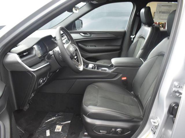 new 2025 Jeep Grand Cherokee L car, priced at $46,286