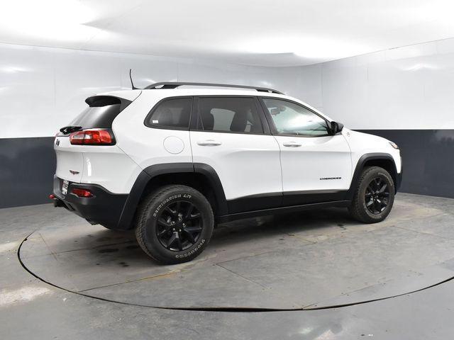 used 2018 Jeep Cherokee car, priced at $19,300