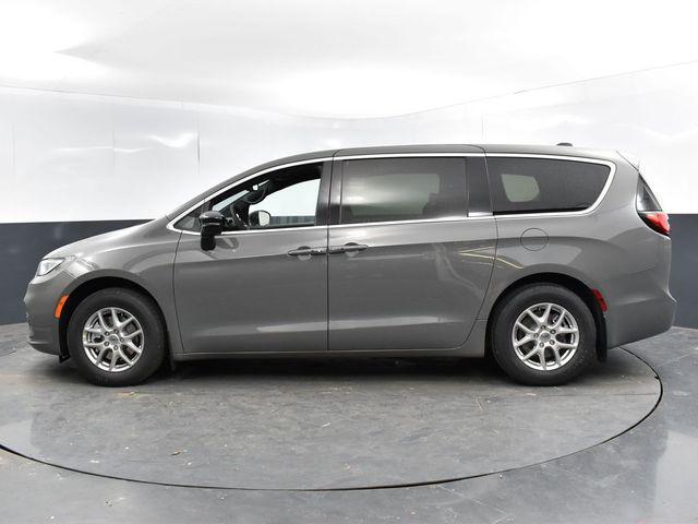 new 2025 Chrysler Pacifica car, priced at $42,369