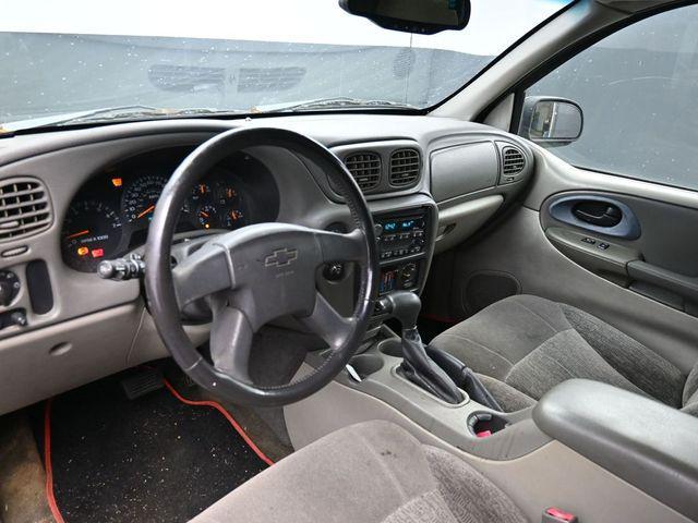 used 2003 Chevrolet TrailBlazer car, priced at $1,999