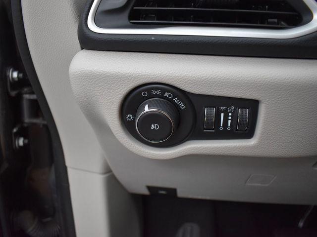used 2023 Chrysler Pacifica car, priced at $23,242