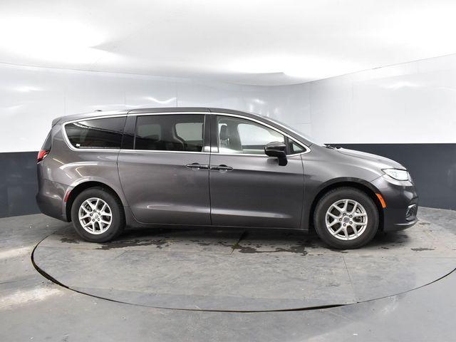 used 2023 Chrysler Pacifica car, priced at $23,242