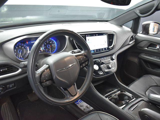 used 2022 Chrysler Pacifica car, priced at $32,031
