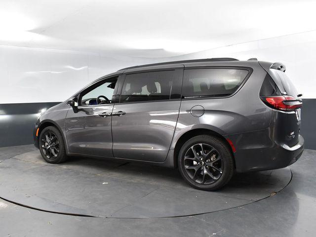 used 2022 Chrysler Pacifica car, priced at $32,031