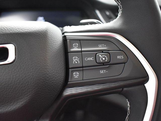 new 2025 Jeep Grand Cherokee car, priced at $43,375
