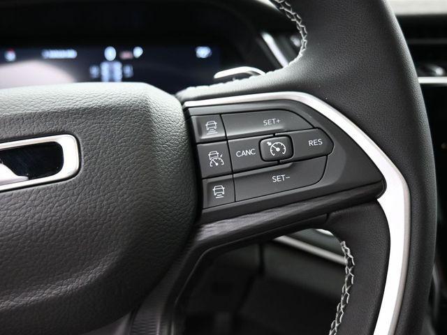 new 2025 Jeep Grand Cherokee car, priced at $44,272