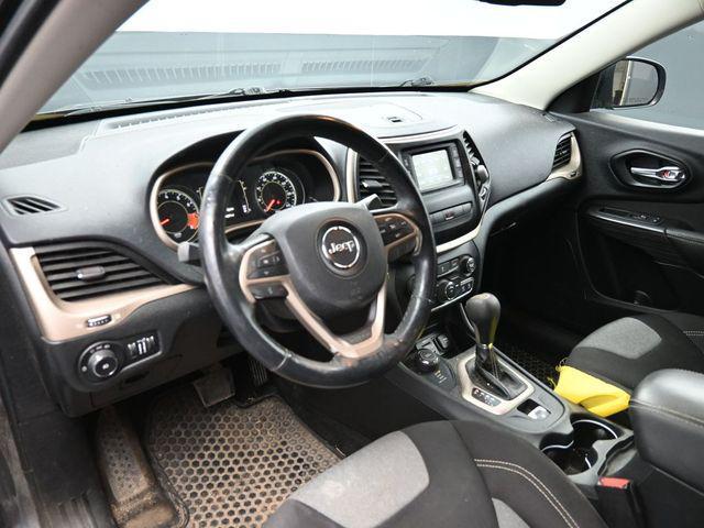 used 2014 Jeep Cherokee car, priced at $12,999