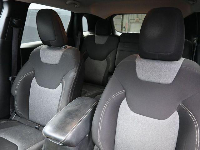 used 2014 Jeep Cherokee car, priced at $12,999