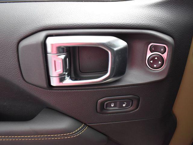 new 2025 Jeep Gladiator car, priced at $51,080