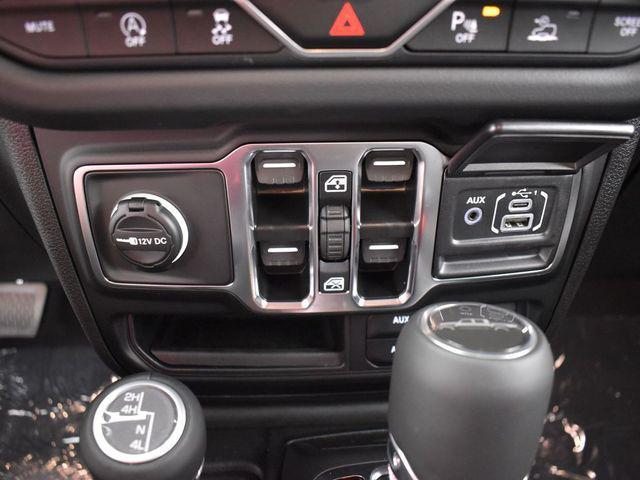 new 2025 Jeep Gladiator car, priced at $51,080