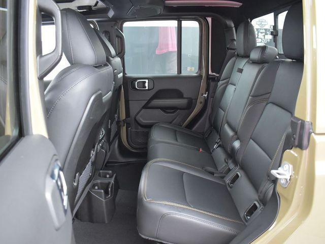 new 2025 Jeep Gladiator car, priced at $51,080