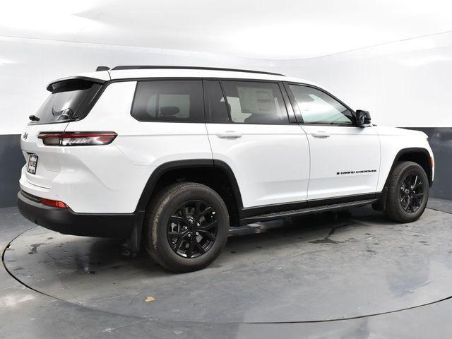 new 2025 Jeep Grand Cherokee L car, priced at $48,235