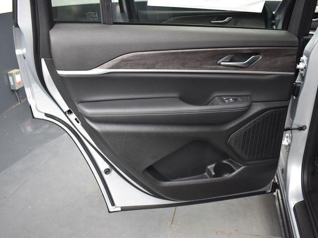 new 2025 Jeep Grand Cherokee L car, priced at $46,006