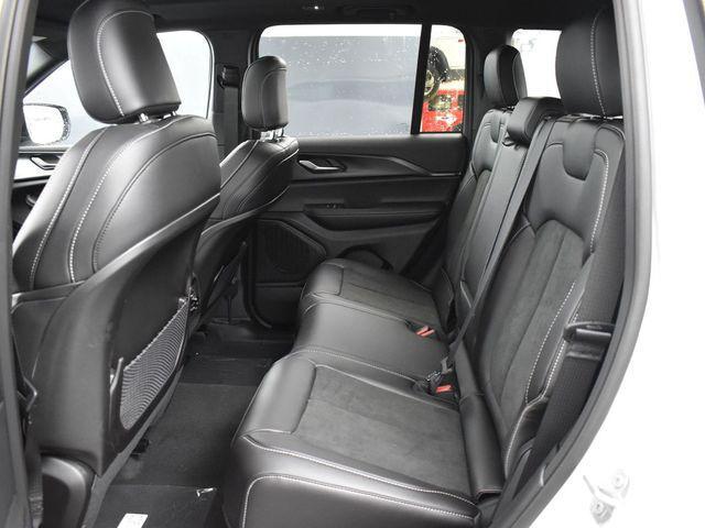 new 2025 Jeep Grand Cherokee car, priced at $44,863