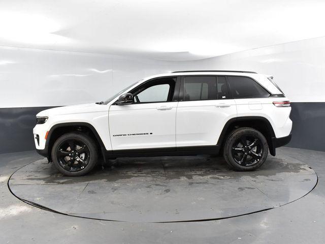 new 2025 Jeep Grand Cherokee car, priced at $44,863