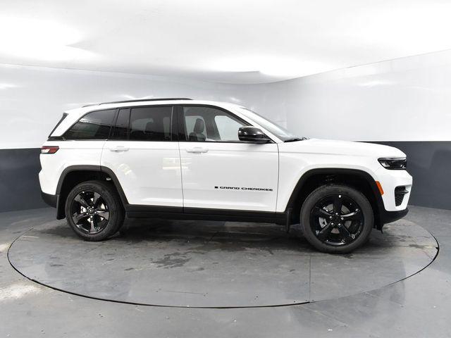 new 2025 Jeep Grand Cherokee car, priced at $44,863