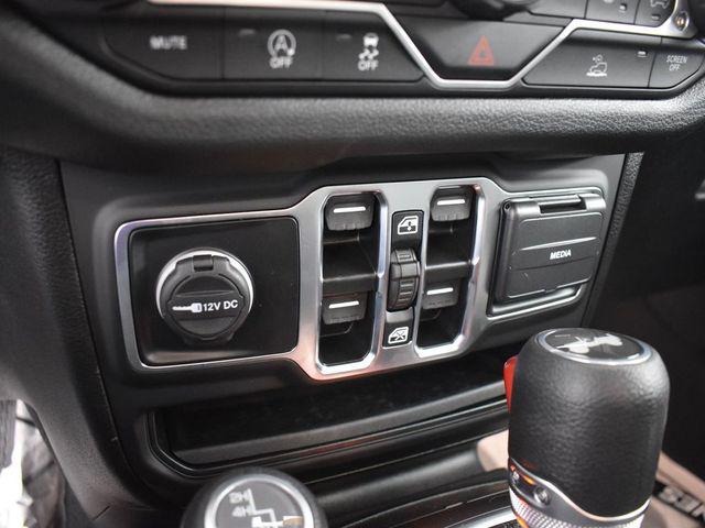 new 2025 Jeep Wrangler car, priced at $47,890