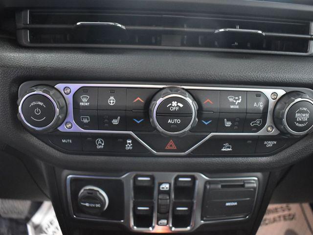 new 2025 Jeep Wrangler car, priced at $47,890