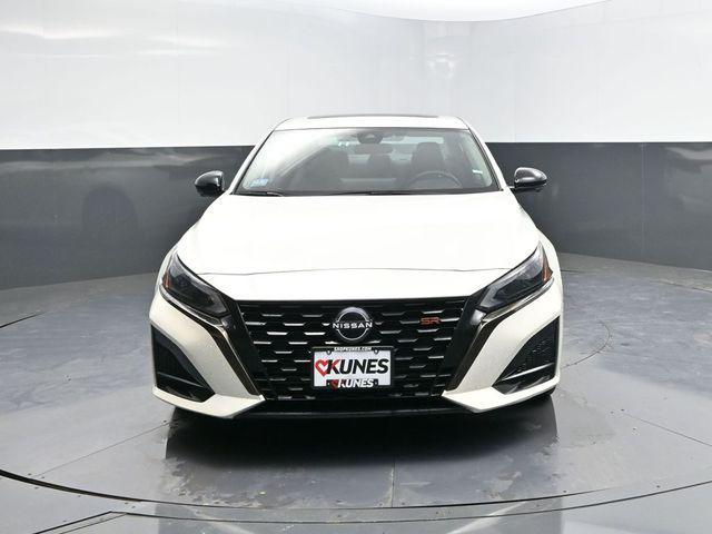 used 2023 Nissan Altima car, priced at $22,862
