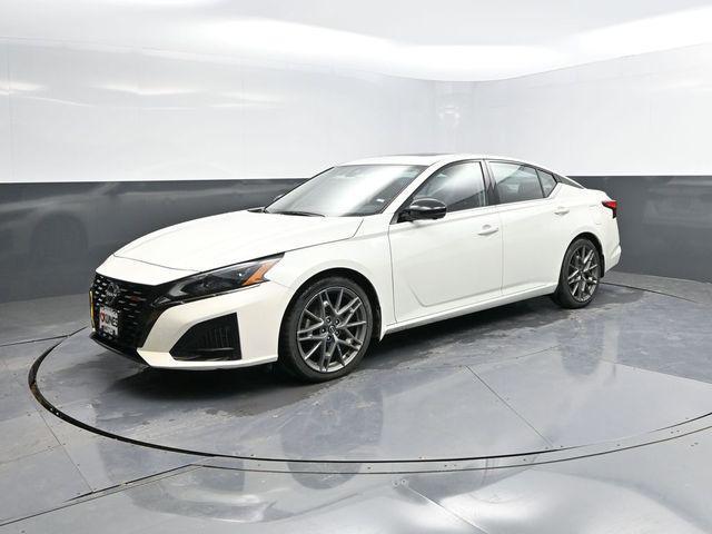 used 2023 Nissan Altima car, priced at $22,862