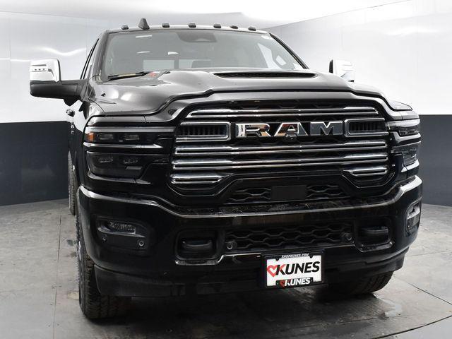 new 2025 Ram 3500 car, priced at $81,099