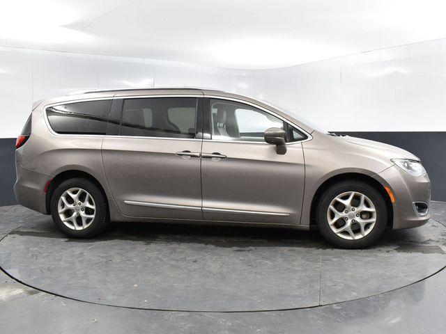 used 2017 Chrysler Pacifica car, priced at $11,996