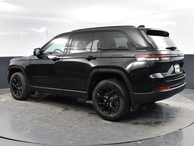 new 2025 Jeep Grand Cherokee car, priced at $42,740