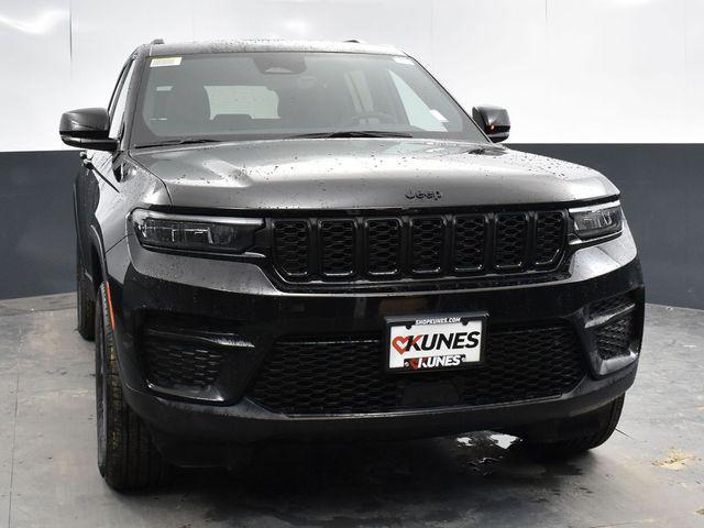 new 2025 Jeep Grand Cherokee car, priced at $42,740