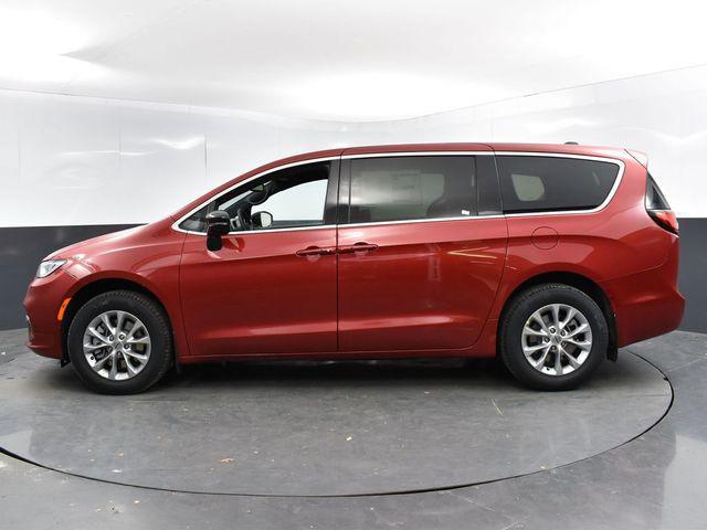 new 2025 Chrysler Pacifica car, priced at $42,683