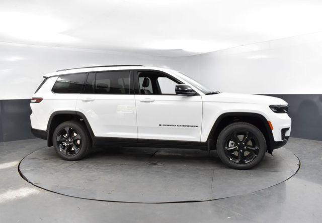 new 2025 Jeep Grand Cherokee L car, priced at $47,768