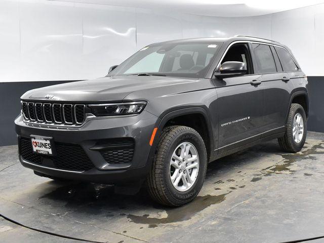 new 2025 Jeep Grand Cherokee car, priced at $37,428