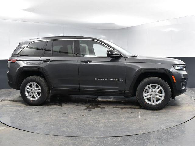 new 2025 Jeep Grand Cherokee car, priced at $37,428