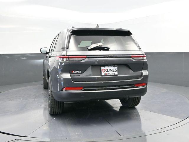 new 2025 Jeep Grand Cherokee car, priced at $42,772
