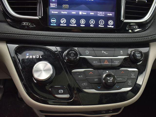 used 2020 Chrysler Pacifica car, priced at $17,016