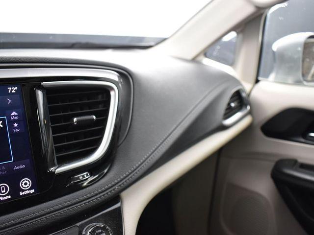 used 2020 Chrysler Pacifica car, priced at $17,016
