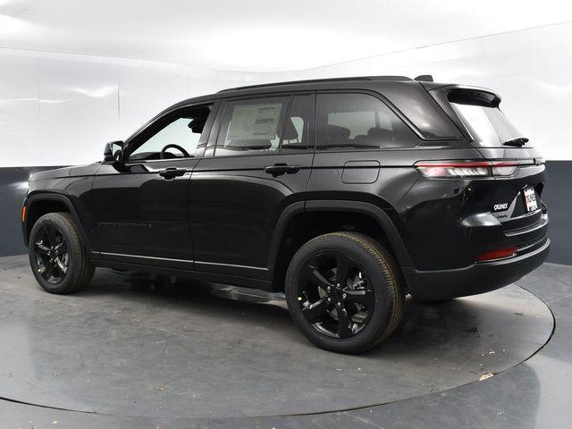 new 2025 Jeep Grand Cherokee car, priced at $42,935