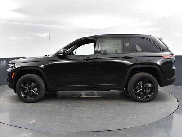 new 2025 Jeep Grand Cherokee car, priced at $42,935