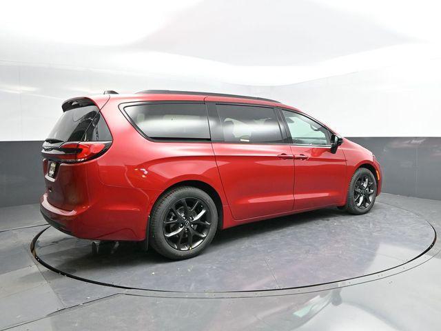 new 2026 Chrysler Pacifica car, priced at $49,627